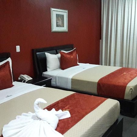 Hotel Porto Alegre Guadalajara Bagian luar foto