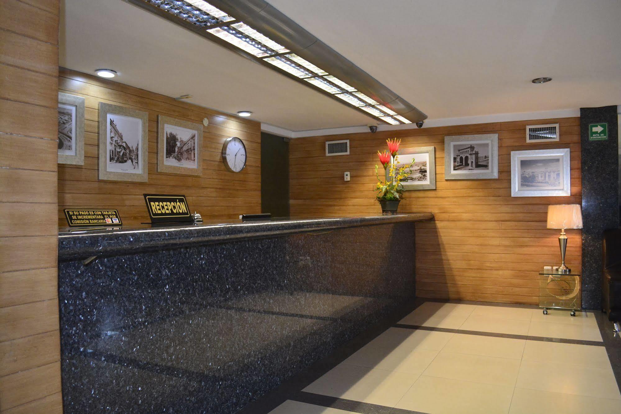 Hotel Porto Alegre Guadalajara Bagian luar foto
