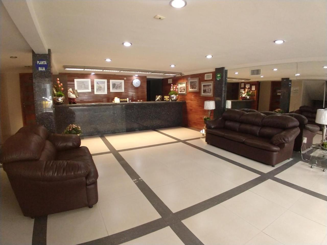 Hotel Porto Alegre Guadalajara Bagian luar foto